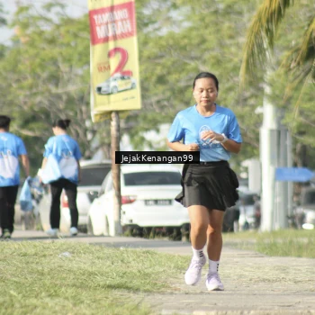 Runner Photo 3422805
