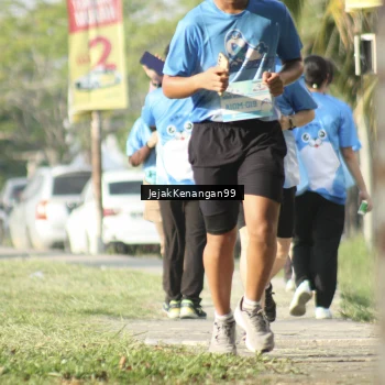 Runner Photo 3422816