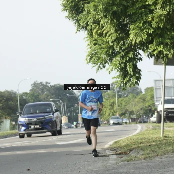 Runner Photo 3422825