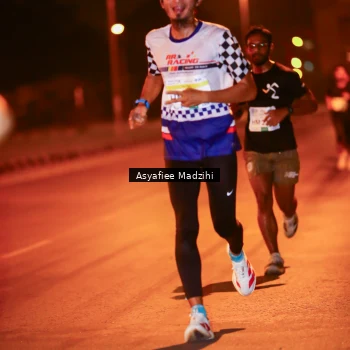 Runner Photo 3428777