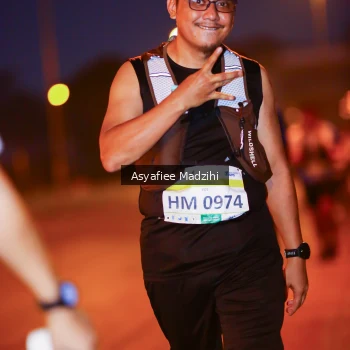 Runner Photo 3429153
