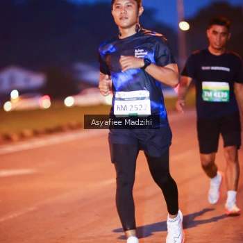Runner Photo 3429194