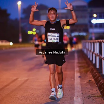 Runner Photo 3429212
