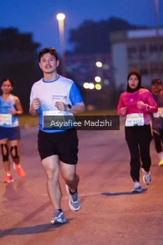 Runner Photo 3429222