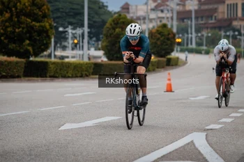 Runner Photo 3431214