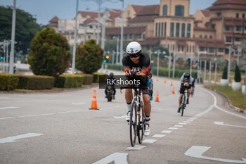 Runner Photo 3431373