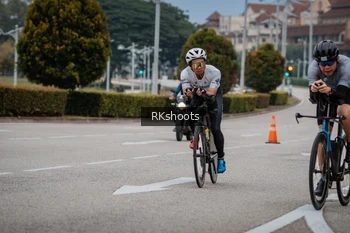 Runner Photo 3431375