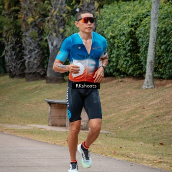 Runner Photo 3433457