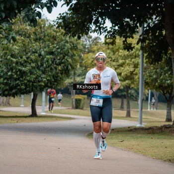 Runner Photo 3433533