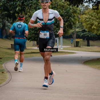 Runner Photo 3433615