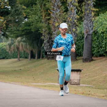 Runner Photo 3433642
