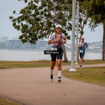 Runner Photo 3433653