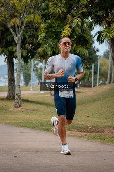 Runner Photo 3433656