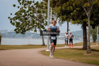 Runner Photo 3433665