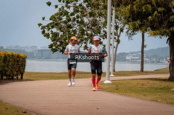 Runner Photo 3433667