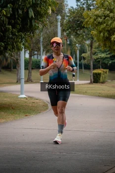 Runner Photo 3433674