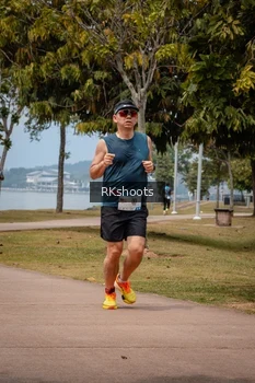 Runner Photo 3433687