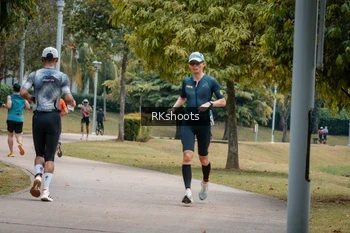 Runner Photo 3433693