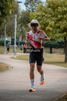 Runner Photo 3433697