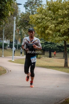 Runner Photo 3433698