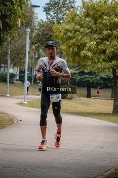 Runner Photo 3433699