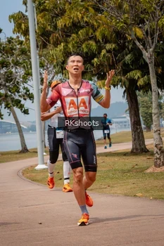 Runner Photo 3433710