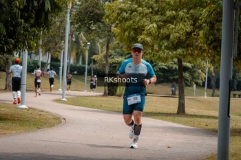 Runner Photo 3433717