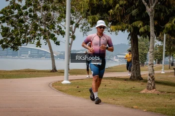 Runner Photo 3433730