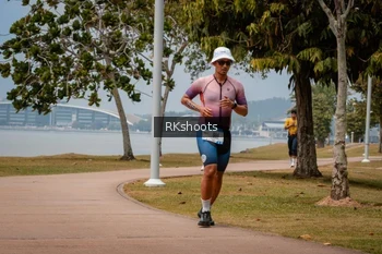 Runner Photo 3433731