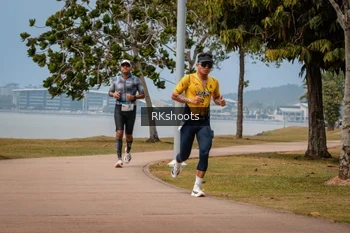 Runner Photo 3433737