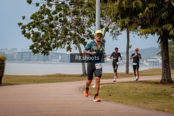 Runner Photo 3433740