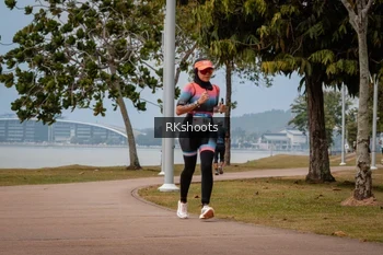 Runner Photo 3433751
