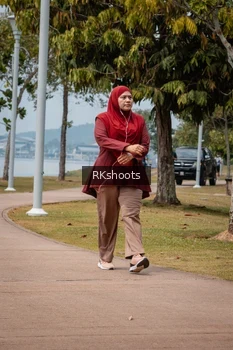 Runner Photo 3433756