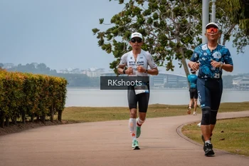 Runner Photo 3433760