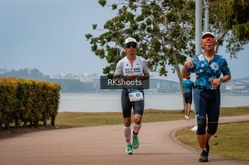 Runner Photo 3433765