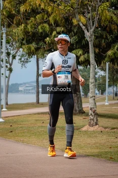 Runner Photo 3433776