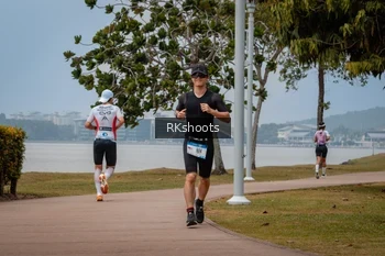 Runner Photo 3433786