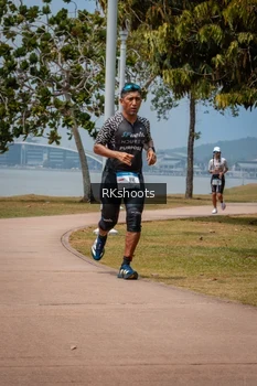 Runner Photo 3433795