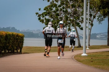 Runner Photo 3433796