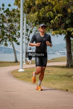 Runner Photo 3433807