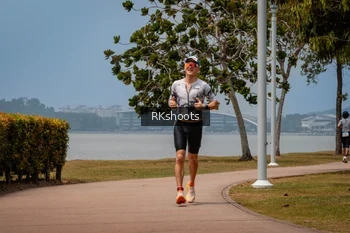 Runner Photo 3433808