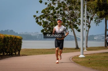 Runner Photo 3433809