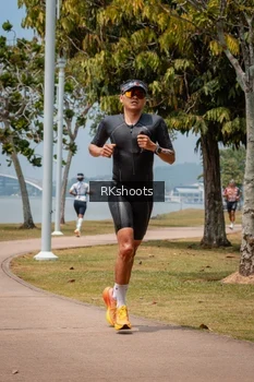 Runner Photo 3433817