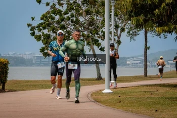 Runner Photo 3433824
