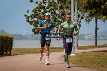 Runner Photo 3433825