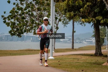Runner Photo 3433836
