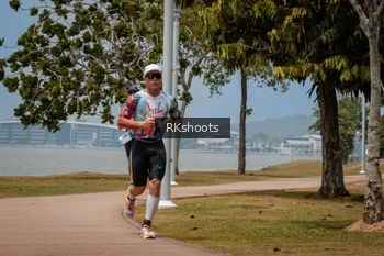 Runner Photo 3433837