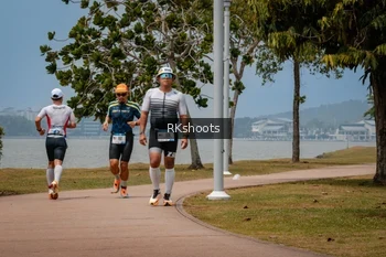 Runner Photo 3433845