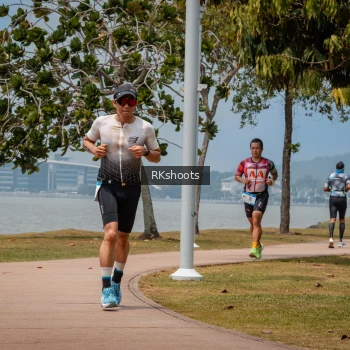 Runner Photo 3433851