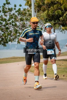 Runner Photo 3433853